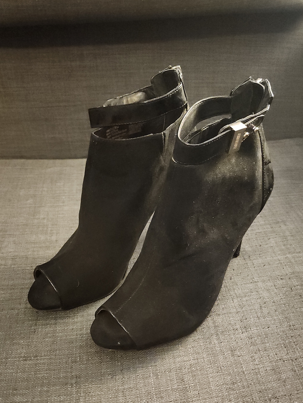 Jennifer Lopez Black Peep-Toe Ankle Heeled Booties